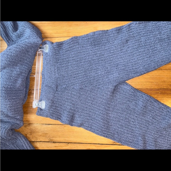 Matching set - Picture 3 of 3